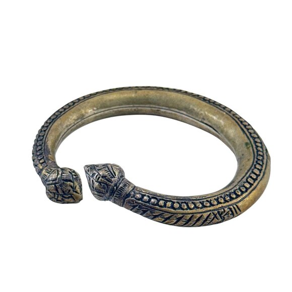 Vintage Tribal Brass Torque Bangle Cuff Bracelet with Engraved Details - Picture 4 of 6